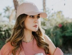 Luna Maya Jalan-Jalan ke Korea Pakai OOTD Rp100 Jutaan, Bak Toko Brand Mewah Berjalan