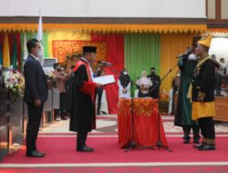 Pon Yahya Dilantik Jadi Ketua DPRA