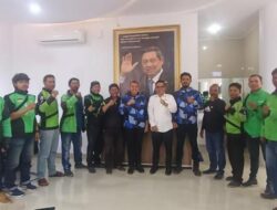Sambangi Kantor Demokrat Aceh: Komunitas Ojol Do’akan Demokrat semakin Berjaya