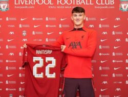 Liverpool Resmi Datangkan Calvin Ramsay