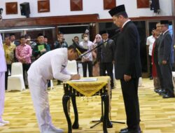 Lantik Penjabat Bupati Aceh Singkil dan Simeulue, Pj Gubernur Minta Sektor UMKM Dihidupkan