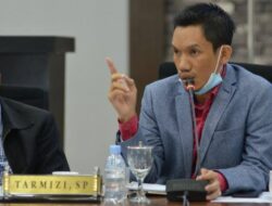 Tarmizi SP Jabat Ketua Fraksi Partai Aceh di DPRA