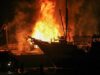 Kapal Pembawa Ribuan Tabung Gas Terbakar 