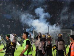 Daftar 10 Anggota Polri yang Dicopot Buntut Tragedi Kanjuruhan