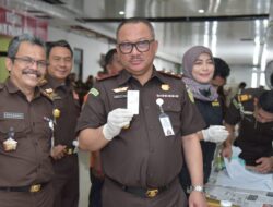 Pegawai Kejati Aceh Dites Urine