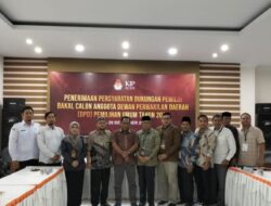 Mufakhir Muhammad Kandidat Pertama Mendaftar Calon DPD RI