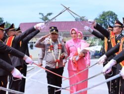 Pisah Sambut Kapolres Subulussalam Diwarnai Prosesi Pedang Pora