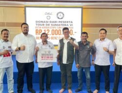 Peserta Tour De Sumatera VI Salurkan Donasi untuk Korban Gempa Turki Suriah