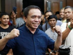 KPK Periksa Eks Gubernur Aceh Irwandi Yusuf