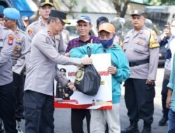 Wujud Kepedulian Kapolri, Dua Ribu Bansos Dibagikan ke Warga Jakarta Utara