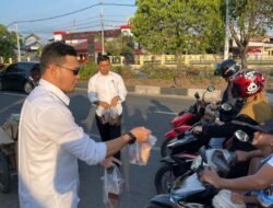 Personel Ditreskrimsus Polda Aceh kembali Bagikan 250 Paket Takjil