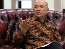 Teten Kumpulkan Toko Online hingga TikTok cs Bahas Impor Pakaian Bekas