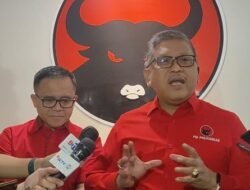 Prabowo Tertawa Ditanya Jadi Cawapres Ganjar, PDIP: Kami Tak Kawin Paksa