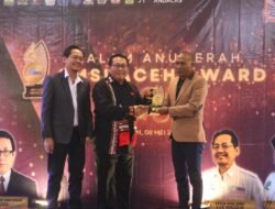 Fokus Bangun Dapil, SMSI Aceh Beri Award Kepada Zulfadli