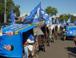Heboh! Puluhan Abang Becak Antar Caleg PAN Aceh