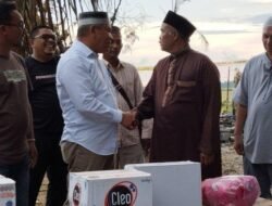 Pj Bupati serahkan Bantuan untuk Pesantren Bustanul Huda