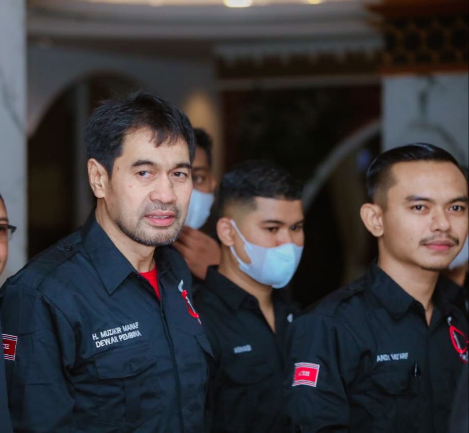 Ketua DPP PA H Muzakkir Manaf alias Mualem bersama Jubir DPW PA Banda Aceh Andy Mu’arif