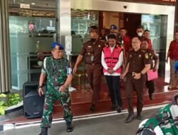 3 Kali Diperiksa Kejagung, Menkominfo Johnny Resmi Ditahan