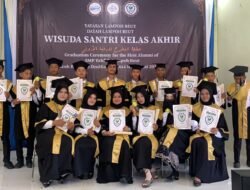 SMP Tahfidz Lampoh Beut Wisuda Alumni Perdana