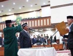 Mantan Kepala Satpol PP dan WH Aceh Dilantik jadi Anggota DPRA