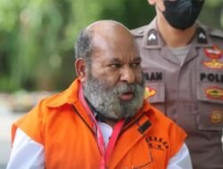 Profil Lukas Enembe, Eks Gubernur Papua yang Tutup Usia