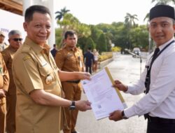 Gubernur Serahkan SK 1.717 PPPK Tenaga Kesehatan di Lingkungan Pemerintah Aceh
