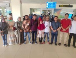 Teuku Riefky Bawa Pasien Bocor Jantung asal Pijay dan Aceh Besar ke Jakarta