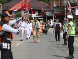 Personil Polres Aceh Selatan Kawal Pawai Karnaval