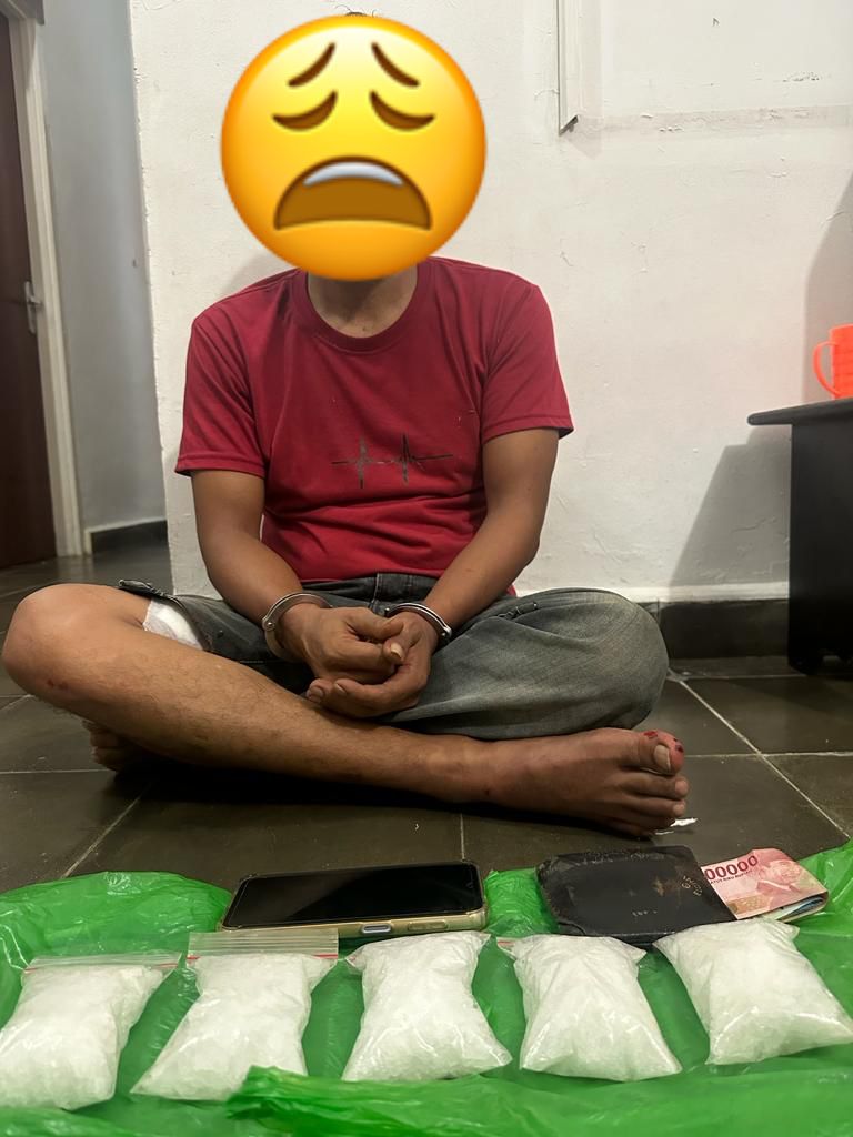 Badan Narkotika Nasional Provinsi (BNNP) Aceh telah melakukan penangkapan terhadap 1 (Satu) orang yang diduga kuat melakukan tindak pidana penyalahgunaan narkotika yang berlokasi Dusun Haji Nafi,Gampong Menasah Mesjid, Kecamatan Muara Dua, Kota Lhokseumawe, Jumat 25 Agustus 2023, Pukul 20.15 WIB.