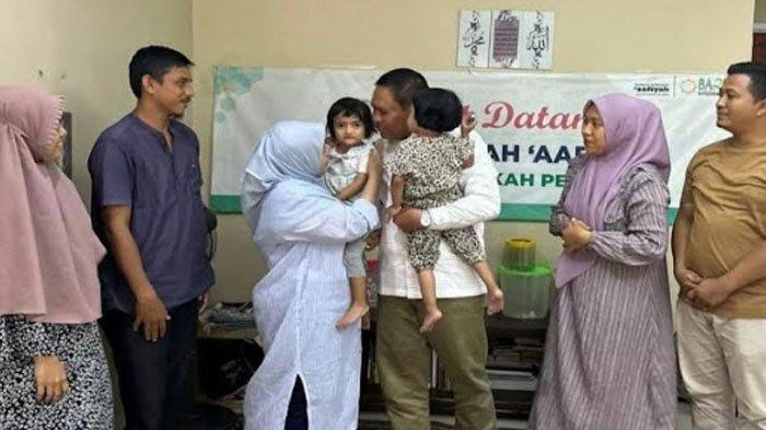 Pj Bupati Abdya, Darmansah membesuk 2 balita bocor jantung asal Abdya di Jakarta, Sabtu 26 Agustus 2023