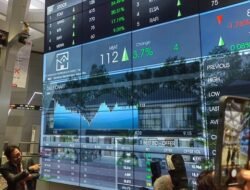 Dua Emiten Hari Ini Resmi Melantai di BEI, Ada yang ‘Terbang’ 25%