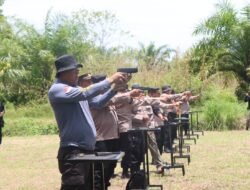 Asah Kemampuan Polres Aceh Selatan Lakukan Latihan Menembak
