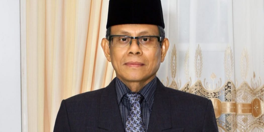 Ketua Panitia Seleksi , T. Setia Budi