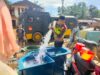 Salurkan Air Bersih, Polres Aceh Selatan terjunkan Kendaraan Taktis
