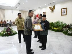Pemerintah Aceh Peringkat 1 Nasional Dalam Anugerah Keterbukaan Informasi Publik