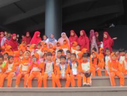Siswa Telusuri Jejak Sejarah Tsunami di Museum Tsunami Aceh