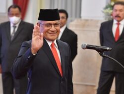Presiden Jokowi Lantik Marthinus Hukom Jadi Kepala BNN