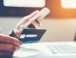 OJK Sanksi 12 Pinjol P2P, 23 Fintech Modal Cekak