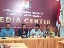 KIP Aceh Selatan Libatkan 200 Orang Lipat Surat Suara