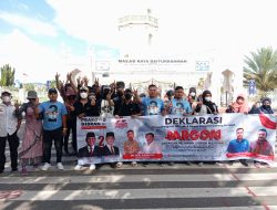 Jargon Aceh Deklarasi Dukung Prabowo-Gibran di depan Masjid Raya Baiturrahman