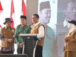 Mentan Hadiahkan 1 Unit Traktor Tangan untuk Staf Biro Adpim Pembaca Qur’an
