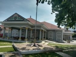 Rumah Dinas Bupati Agara Diduga Dilempar Bom Molotov Oleh OTK