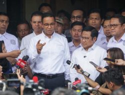 Anies soal Surya Paloh Bertemu Jokowi: Tontonan Aja Itu, Semua Solid