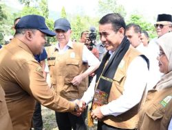 Wakili Pj Bupati, Sekda Aceh Besar Sambut Kedatangan Menteri Pertanian di Gampong Deunong