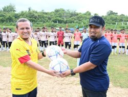 Pj Bupati Aceh Besar Buka Turnamen Sepakbola Oemar Diyan Cup V 2024