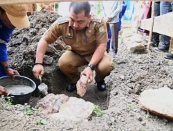 Pj Bupati Aceh Besar Letakkan Batu Pertama Pembangunan Rumah Layak Huni