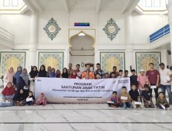 Berbagi Kebahagiaan Ramadan, PT Solusi Bangun Andalas Santuni Anak Yatim