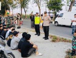 Polisi Bubarkan Balap Liar di Jalan Bandara SIM
