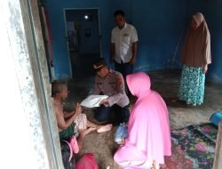 Kapolsek Kluet Utara salurkan Sembako ke Lansia