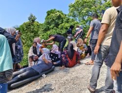 Mobil Pengangkut Rombongan dari Panton Labu Terjun ke Jurang Krueng Raya